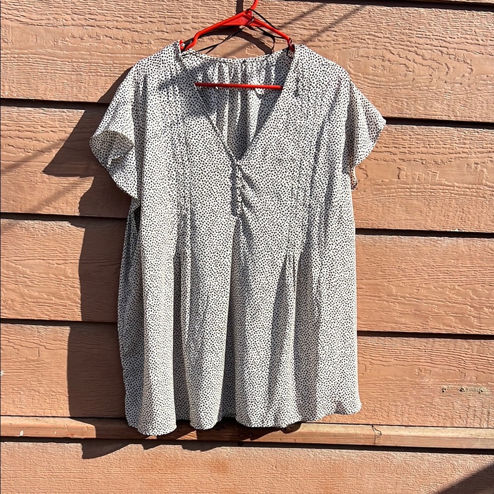 Women's Black and White Polka Dot Top